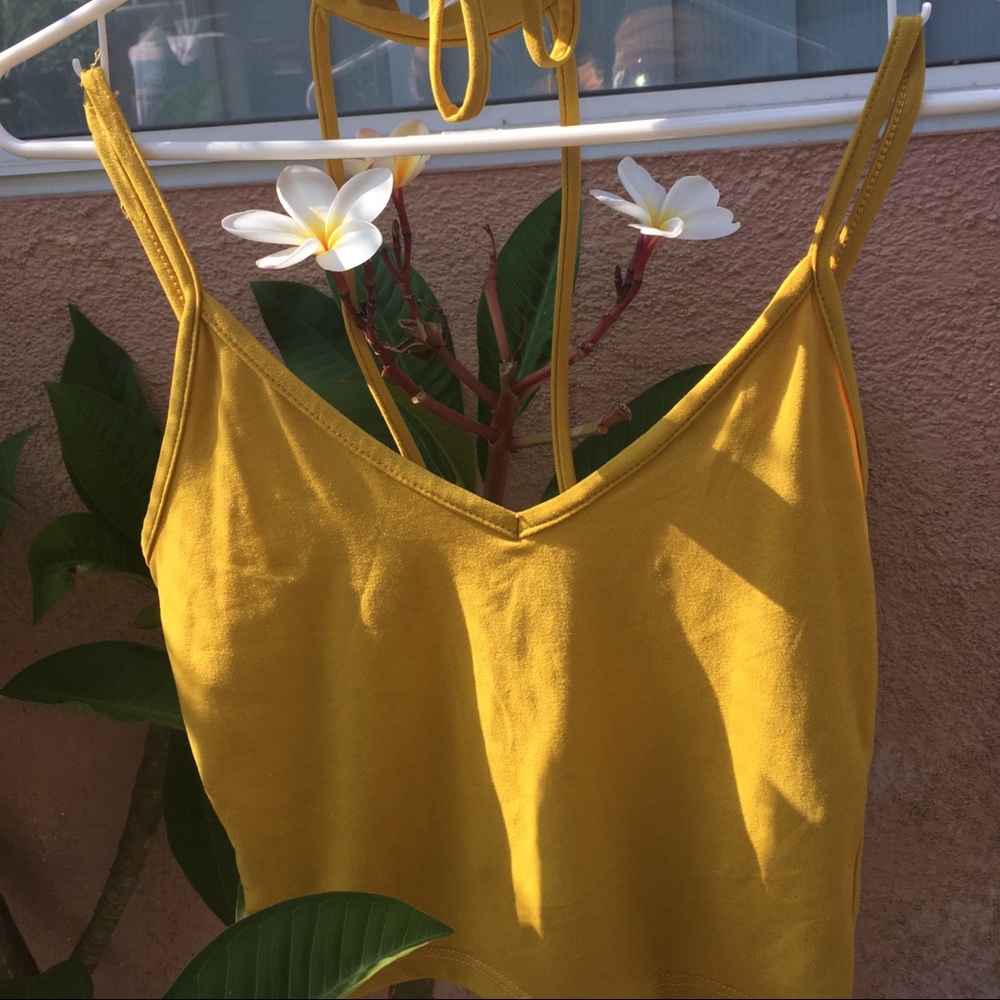 🧡⭐️mustard yellow crop top with choker tie⭐️🧡